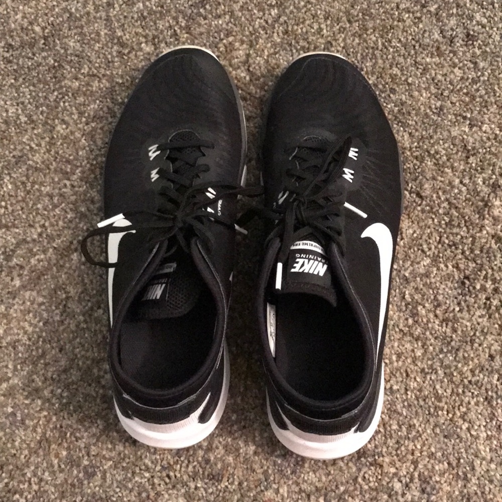Nike Flex Trainers